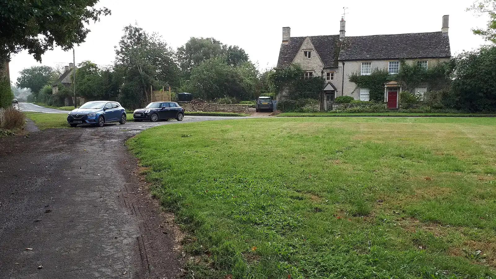 Hen party accommodation near Black Bourton, Oxfordshire