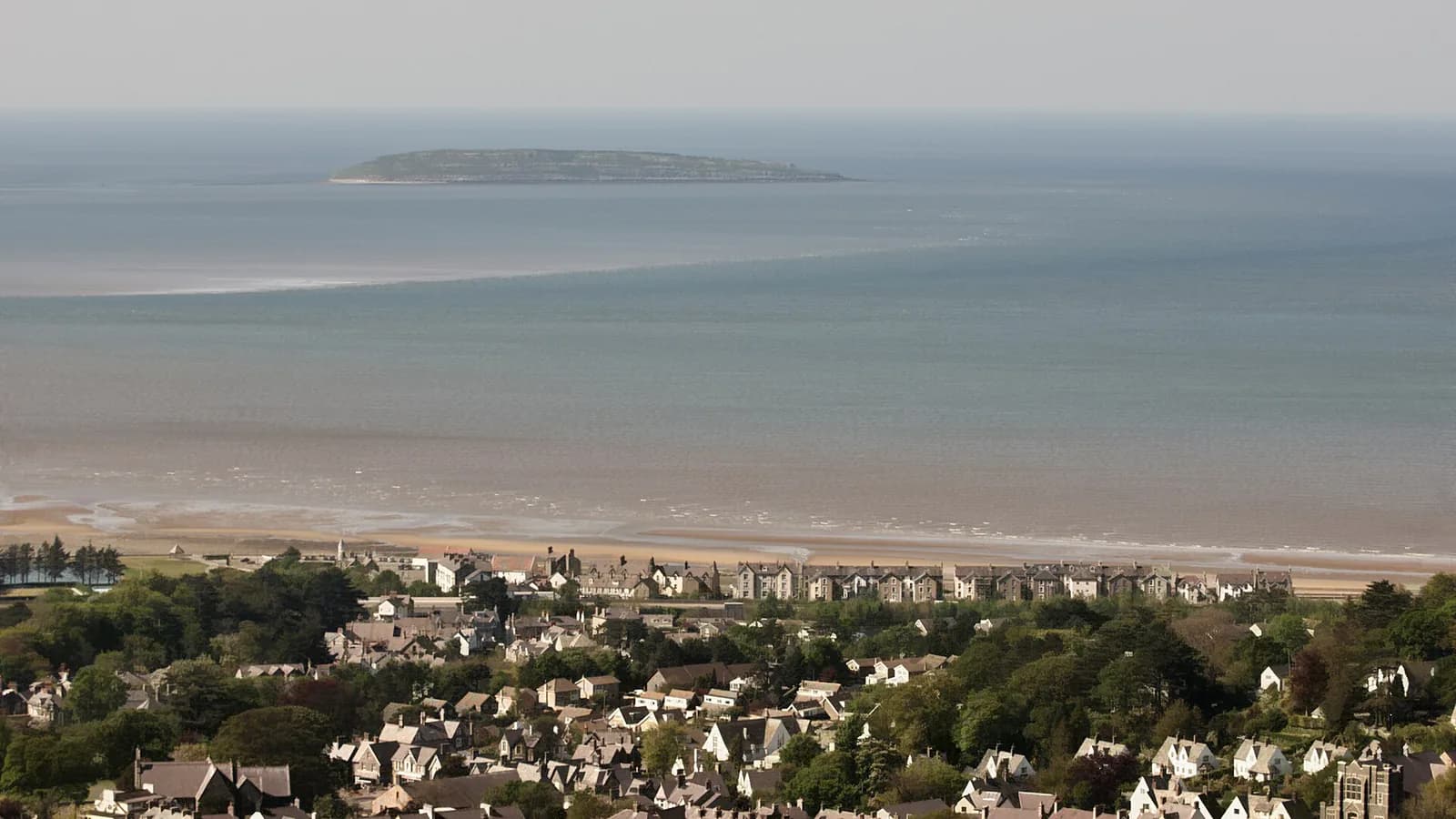 Hen party accommodation near Llanfairfechan, Conwy