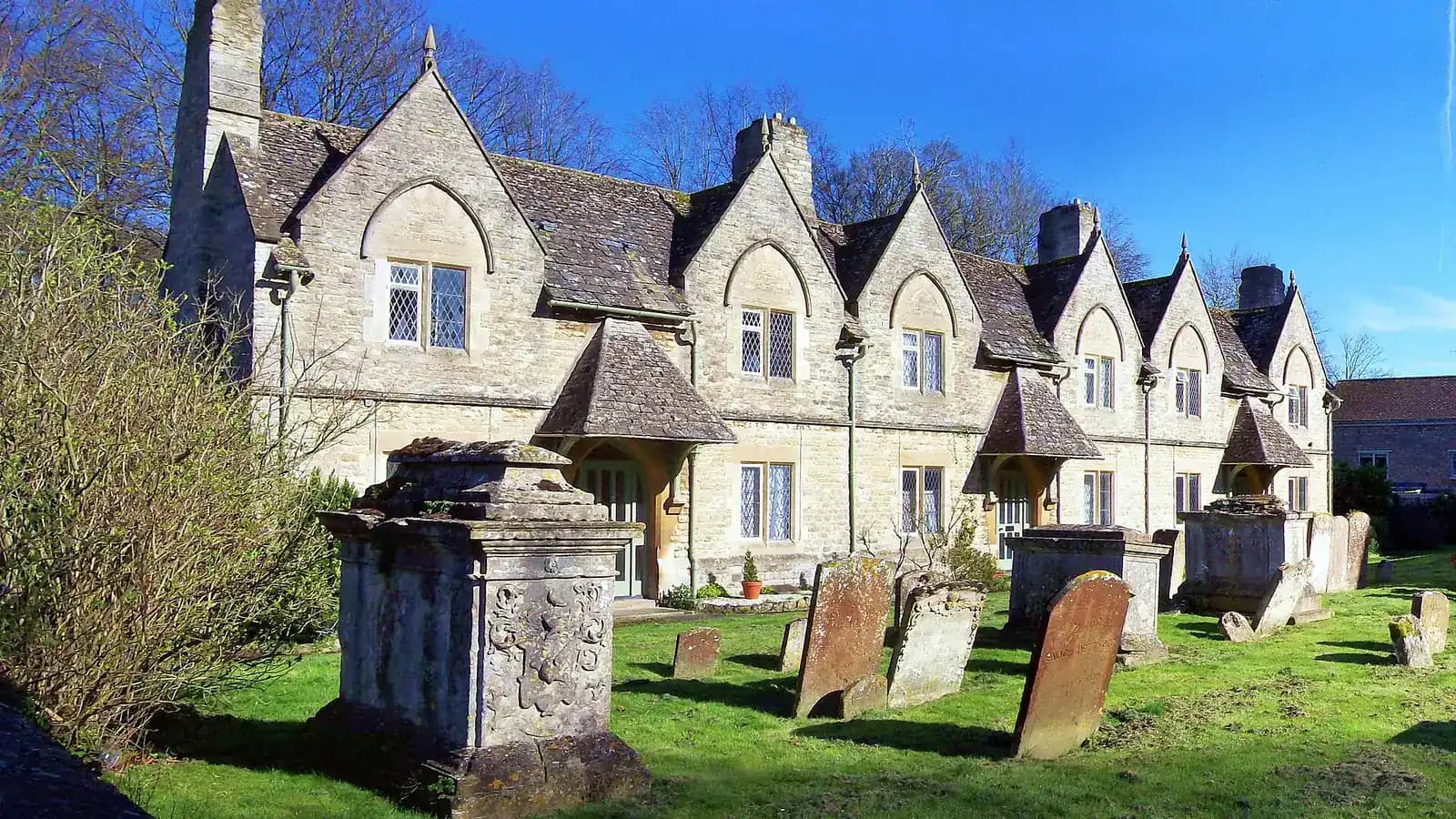 Hen party accommodation near Witney, Oxfordshire