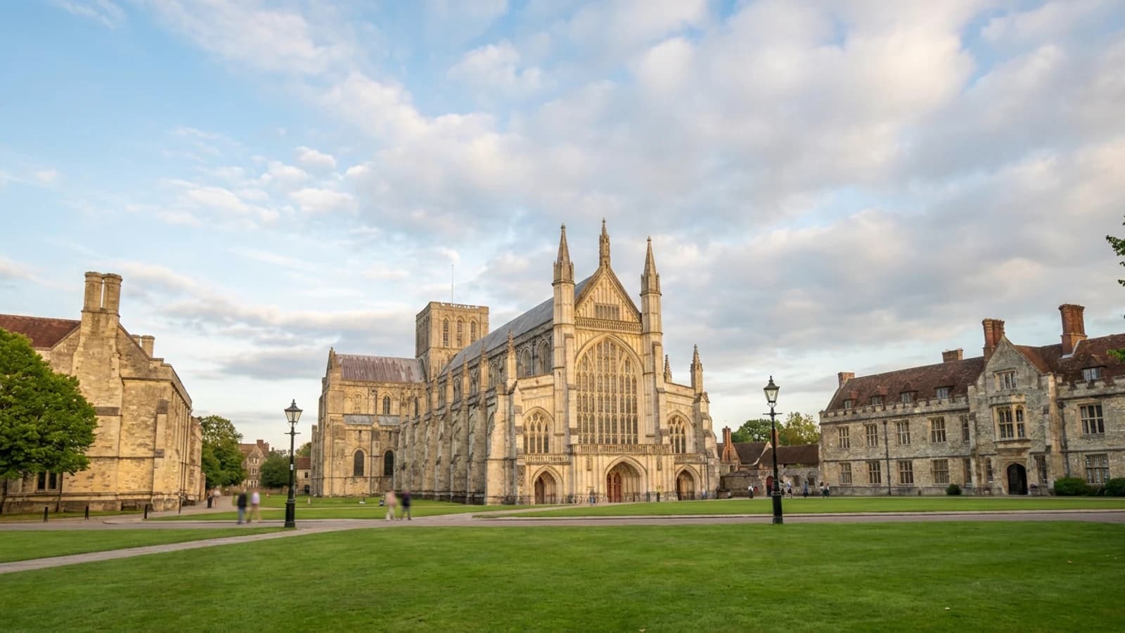Hen party accommodation in Winchester, Hampshire