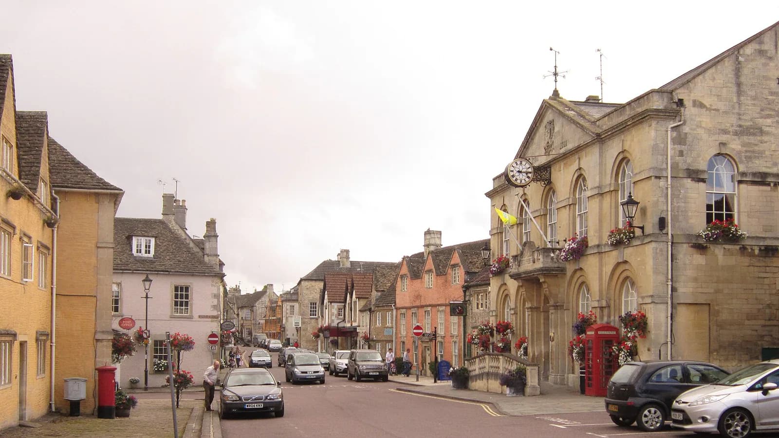 Hen party accommodation near Corsham, Wiltshire