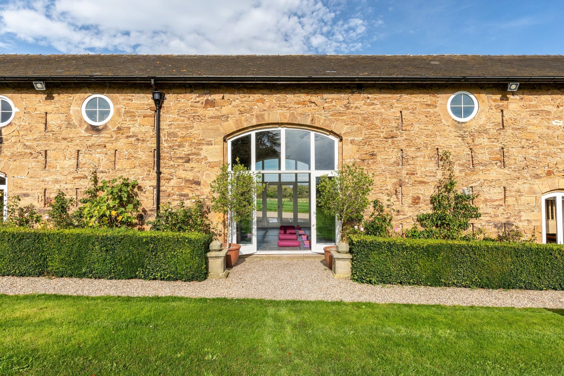 Pentrehobyn Coach House - photo 1
