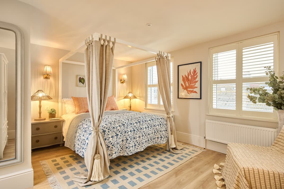 The Salt House (sleeps 12 & 3 mins to beach) - Holiday rental in Dorset