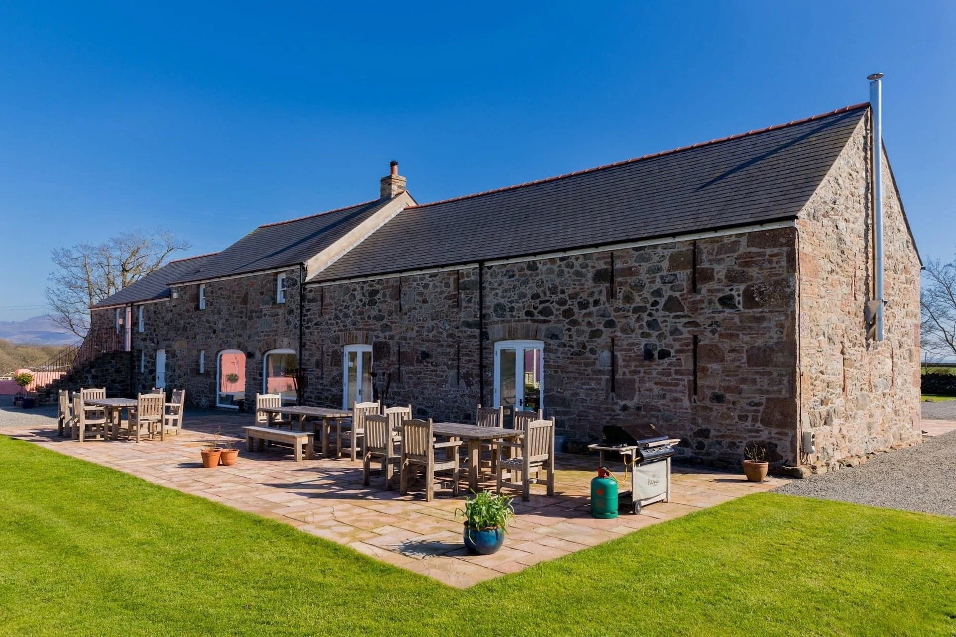 The Outbuildings - photo 1
