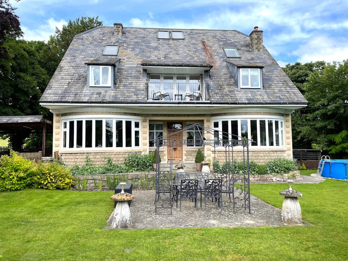 Large country lodge close to Stonehenge & Longleat - Beautiful holiday rental in Warminster